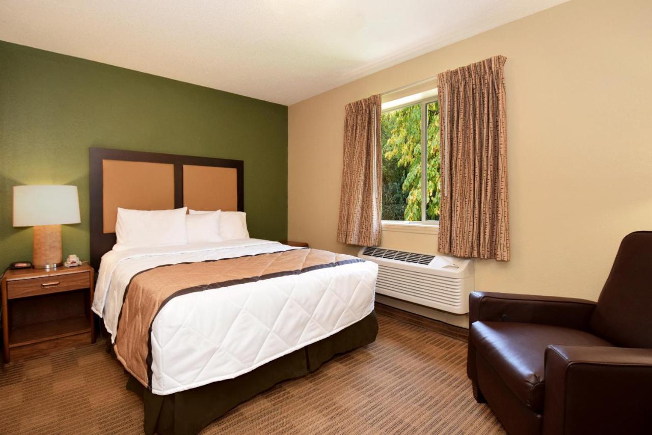 Extended Stay America Select Suites - Raleigh - Cary - Regency Parkway South מראה חיצוני תמונה
