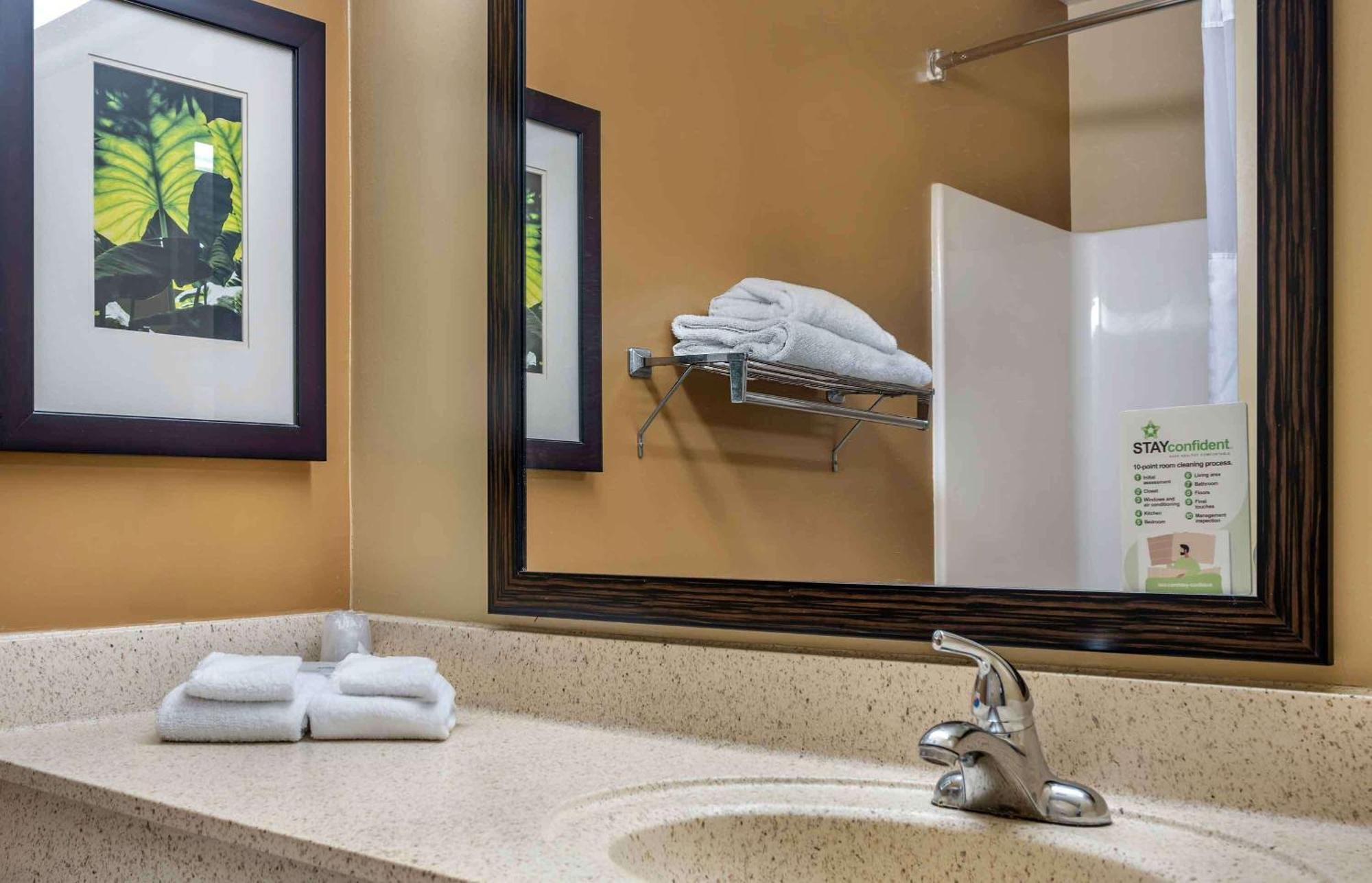 Extended Stay America Select Suites - Raleigh - Cary - Regency Parkway South מראה חיצוני תמונה