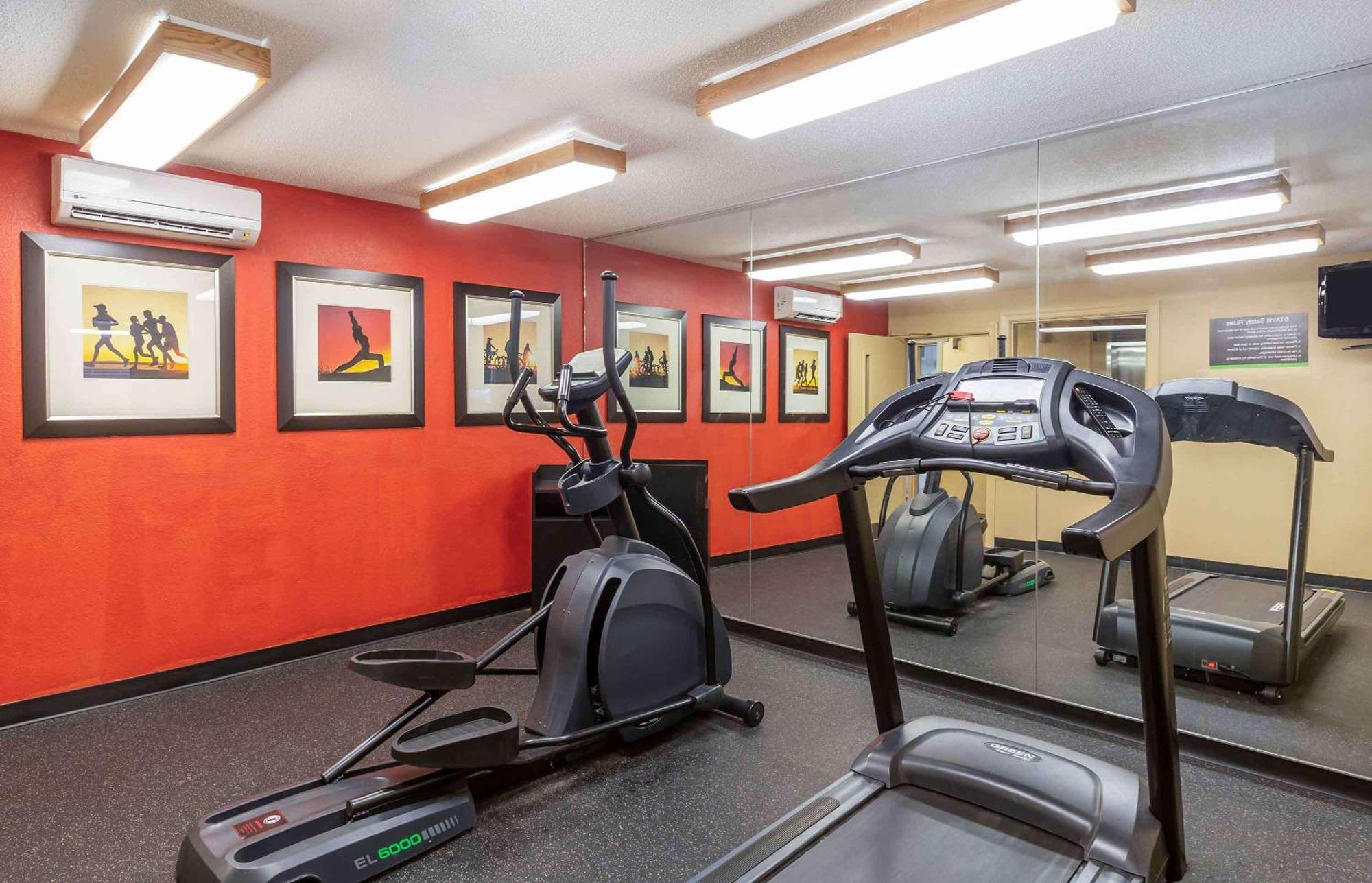 Extended Stay America Select Suites - Raleigh - Cary - Regency Parkway South מראה חיצוני תמונה