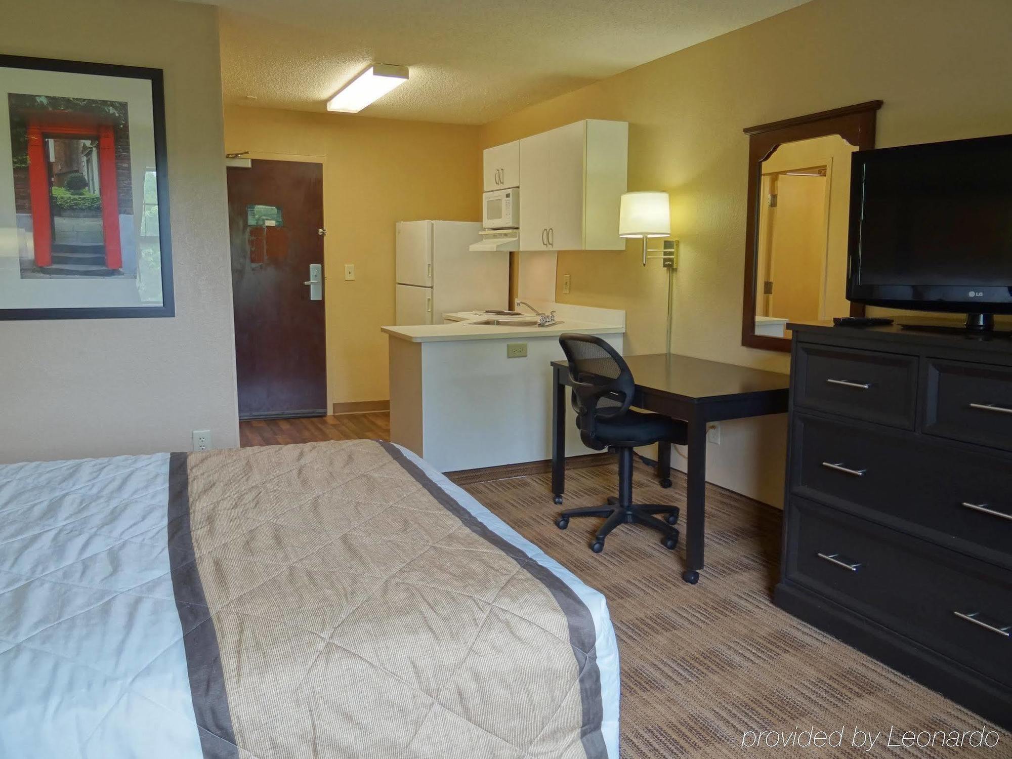 Extended Stay America Select Suites - Raleigh - Cary - Regency Parkway South מראה חיצוני תמונה