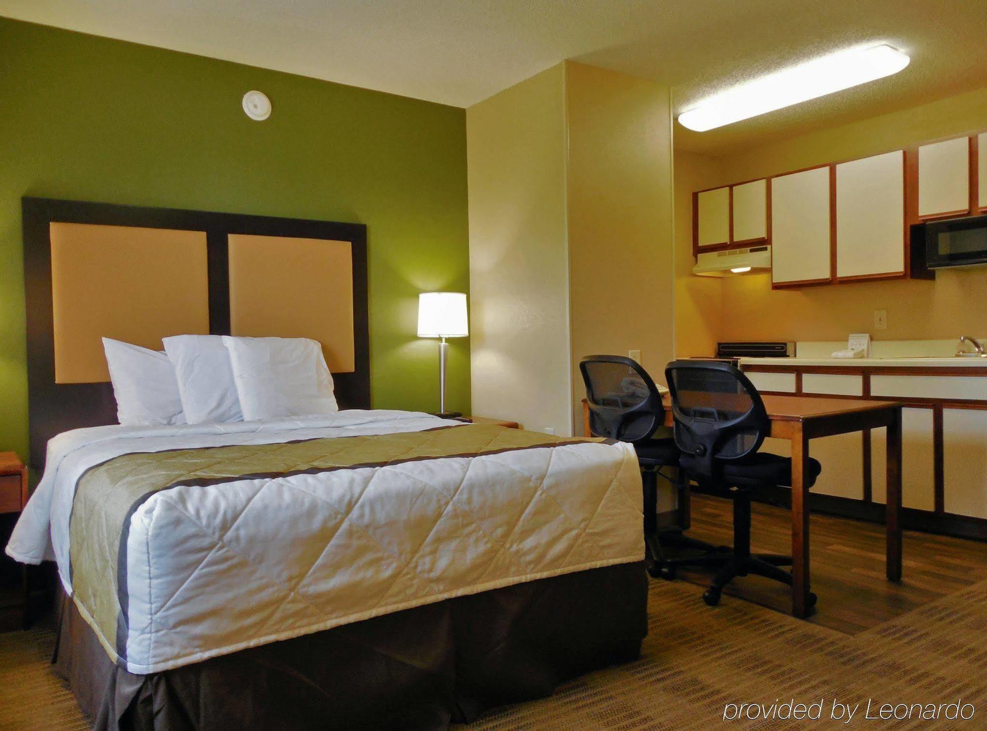 Extended Stay America Select Suites - Raleigh - Cary - Regency Parkway South מראה חיצוני תמונה
